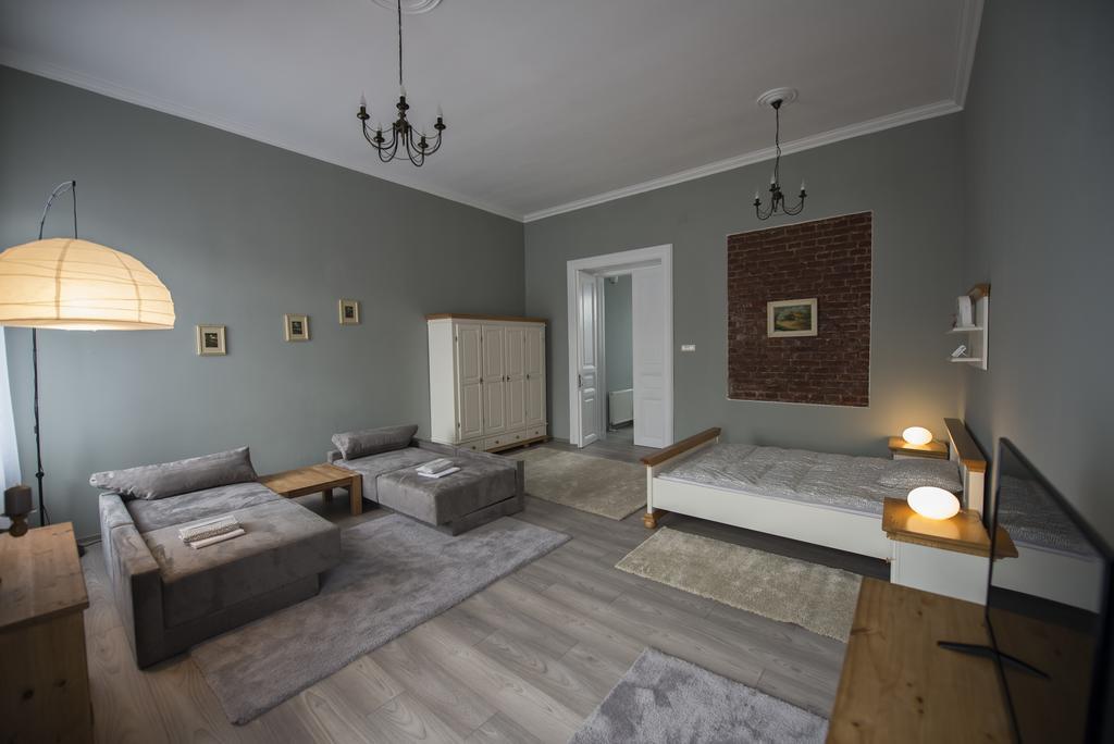 Apartament Maria Timişoara Buitenkant foto